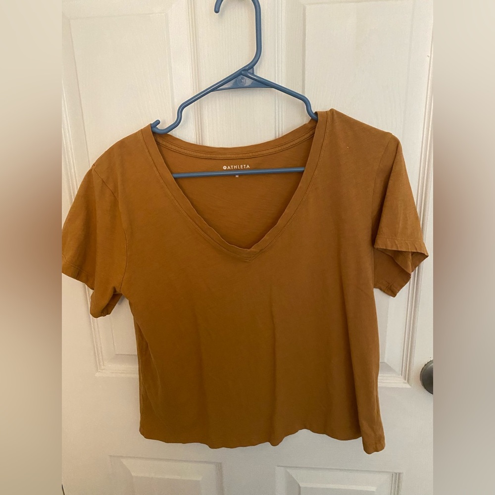 Athleta cropped tshirt  - light brown - Medium